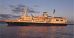 images_yacht/santa_cruz.jpg